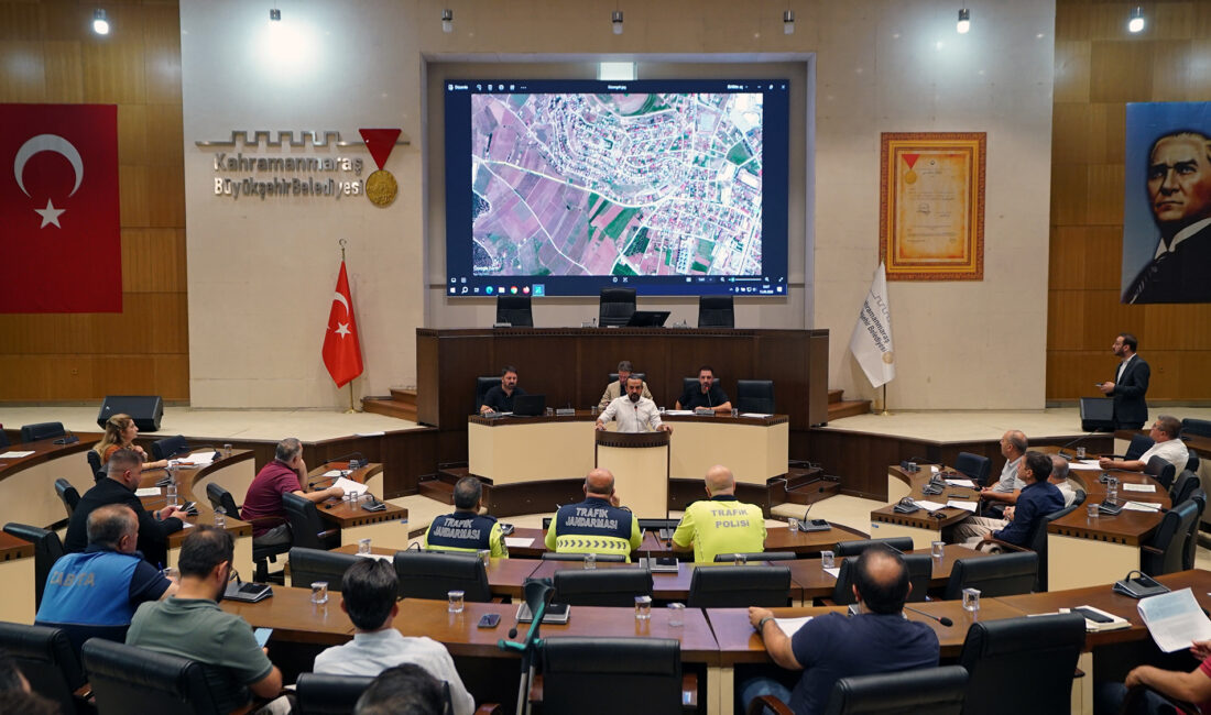 Büyükşehir Belediyesi ev sahipliğinde gerçekleştirilen UKOME Olağan Gündem Toplantısı’nda, kavşak