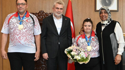 İsveç’te gerçekleştirilen 2026 Judown Judo Dünya Şampiyonası’ndaaltın madalya kazanan milli