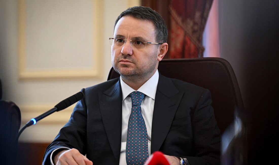 Adalet Bakanı Akın Gürlek, DOLUNAY Projesi ile siber dolandırıcılıkta yeni