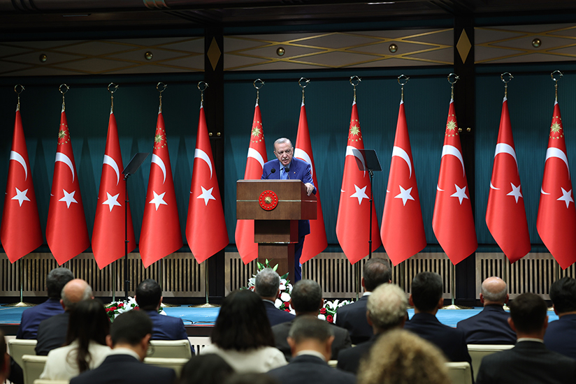 Cumhurbaşkanı Recep Tayyip Erdoğan, Cumhurbaşkanlığı Külliyesinde gerçekleştirilen Cumhurbaşkanlığı Kabinesi Toplantısı’nın