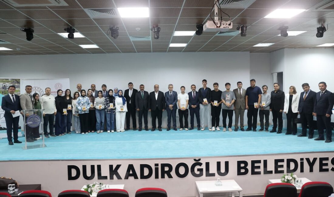 Dulkadiroğlu’nda Eğitime Güçlü Destek: GENÇLER KÜRSÜDE VE EŞİK PROJELERİNDE YENİ