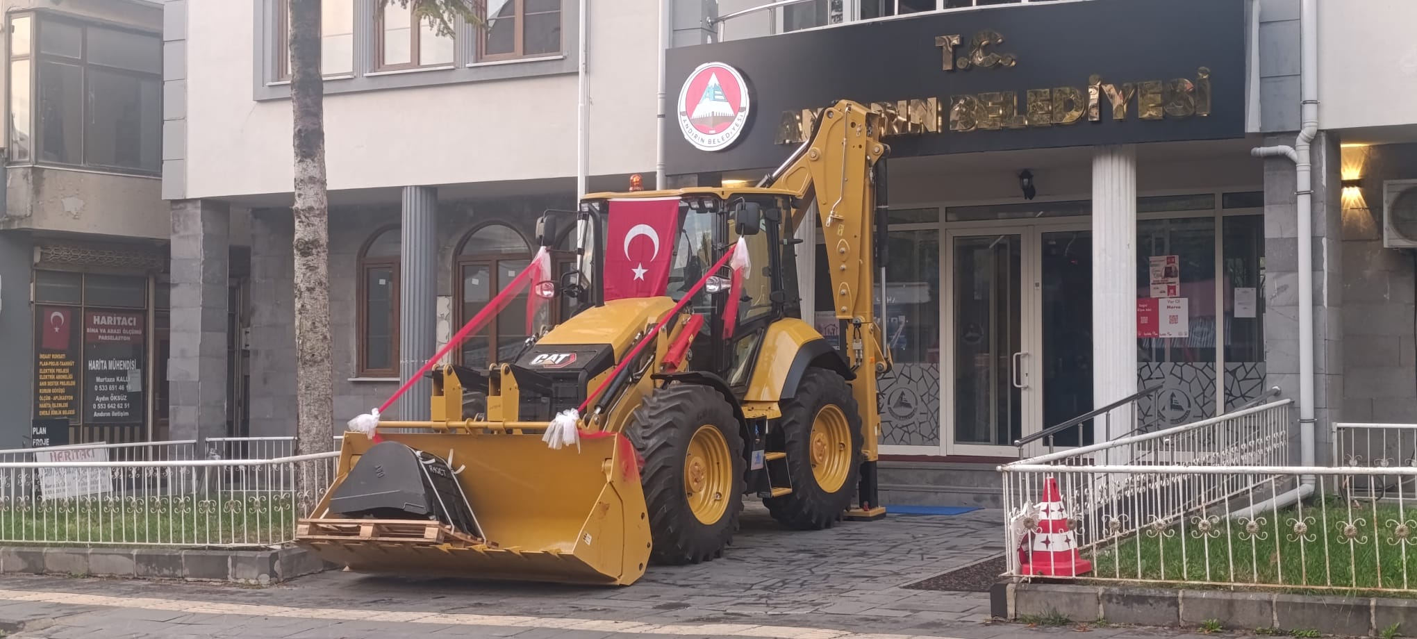 Andırın Belediyesi, ilçe genelinde yürütülen altyapı ve üst yapı çalışmalarının