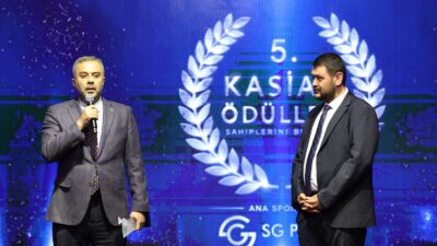   Onikişubat Belediye Başkanı Hanifi Toptaş, 5. KASİAD Ödülleri’nde Avrupa