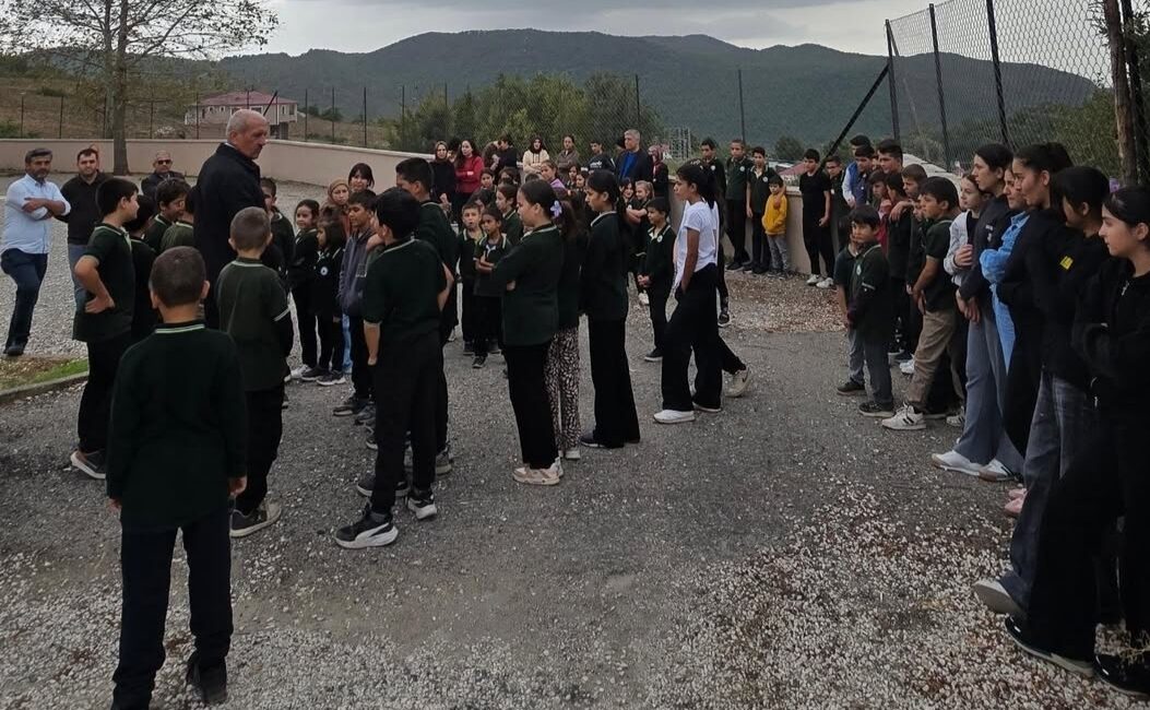 Kahramanmaraş’ın Andırın ilçesindeki Boğazören İlk ve Ortaokulu, afet bilincini artırmak