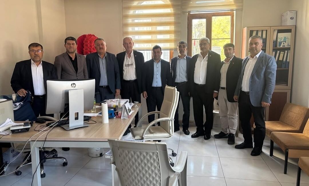 AK Parti Andırın İlçe Başkanı Abdulkadir Kayıran, 19 Ekim Muhtarlar