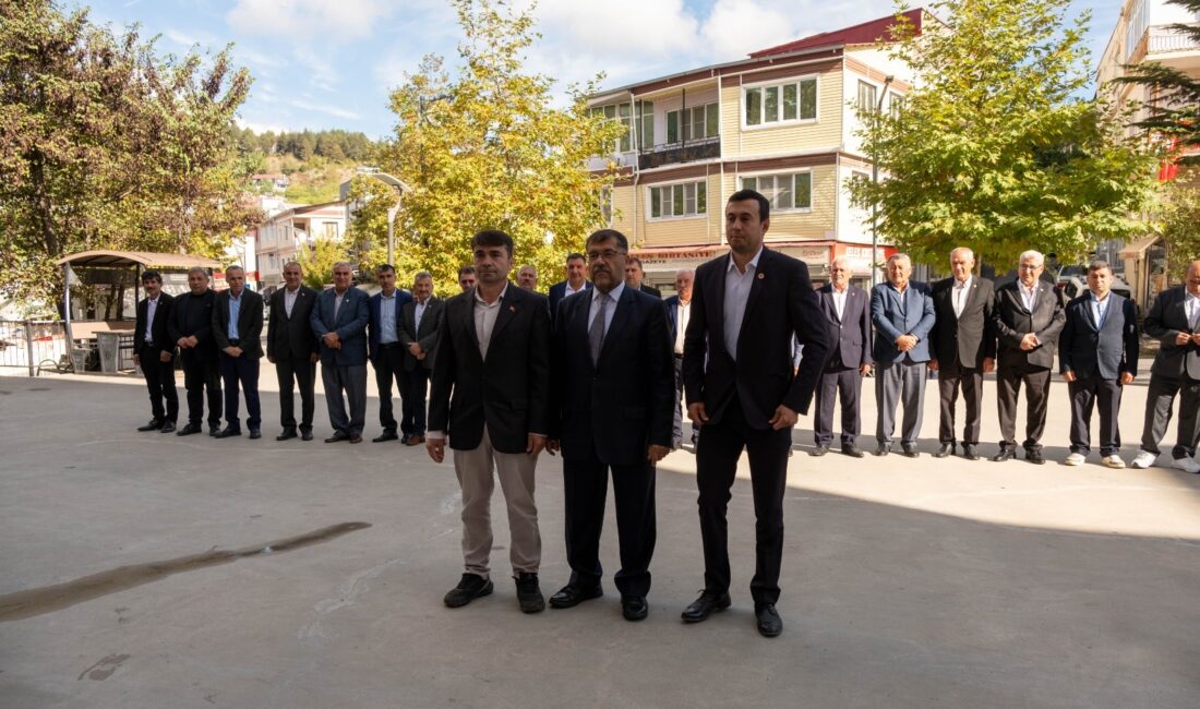 Kahramanmaraş’ın Andırın ilçesinde 19 Ekim Muhtarlar Günü, düzenlenen tören, protokol