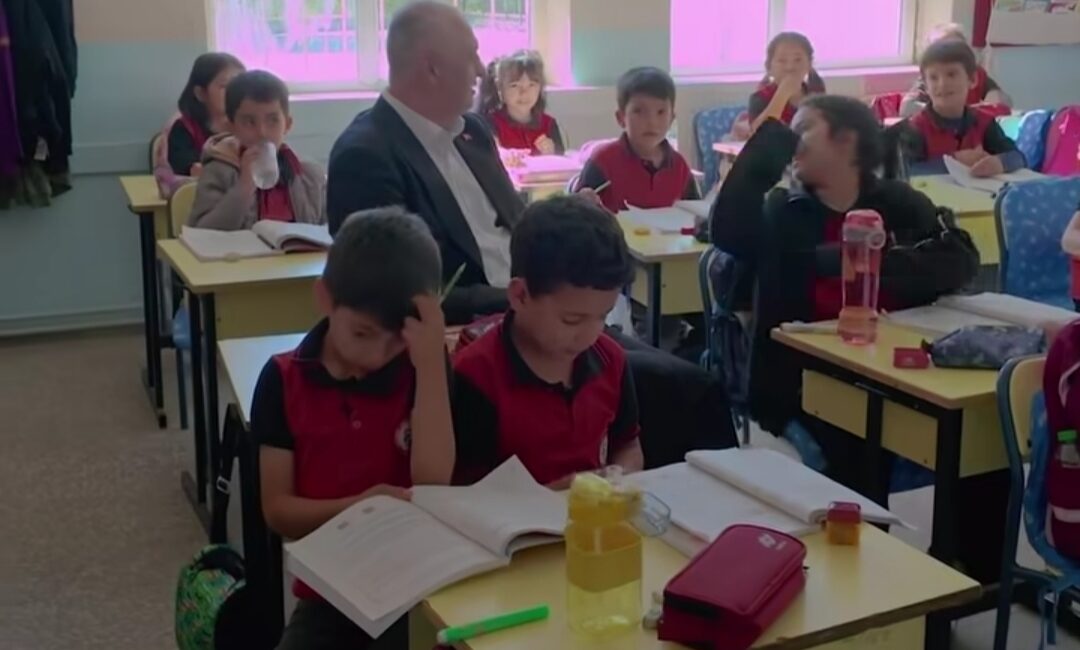 Andırın Belediye Başkanı Ahmet Sinan Gökşen, Mehmet Akif Ersoy İlkokulu