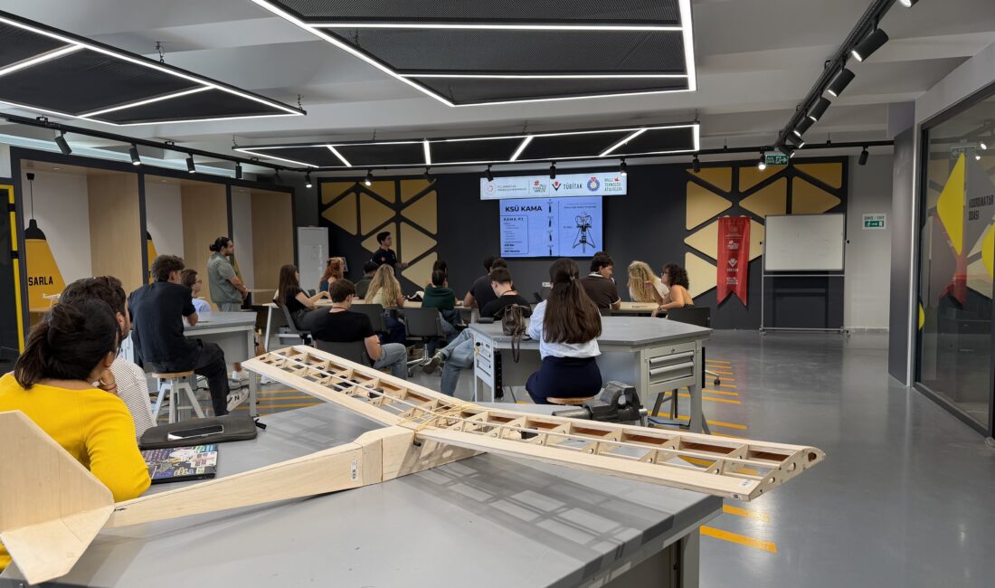 Büyükşehir Belediyesi, gençlik alanındaki çalışmalarını uluslararası iş birlikleriyle güçlendiriyor. Erasmus+