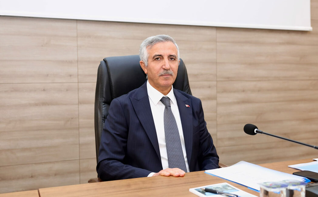 Sevgili gençler! Hepinizi saygı, sevgi ve hürmetle selamlıyor, Cumhuriyet Bayramımızı