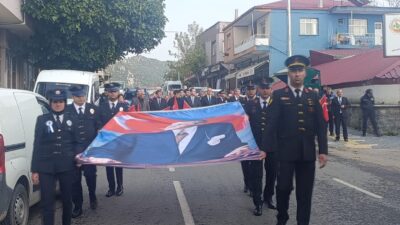 Kahramanmaraş’ın Andırın ilçesinde, 29 Ekim Cumhuriyet Bayramı kutlamaları kapsamında renkli